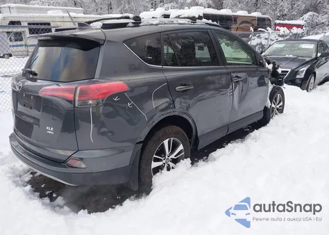 2017 Toyota Rav4 Xle из США, поврежденный, VIN JTMRFREV6HD210363